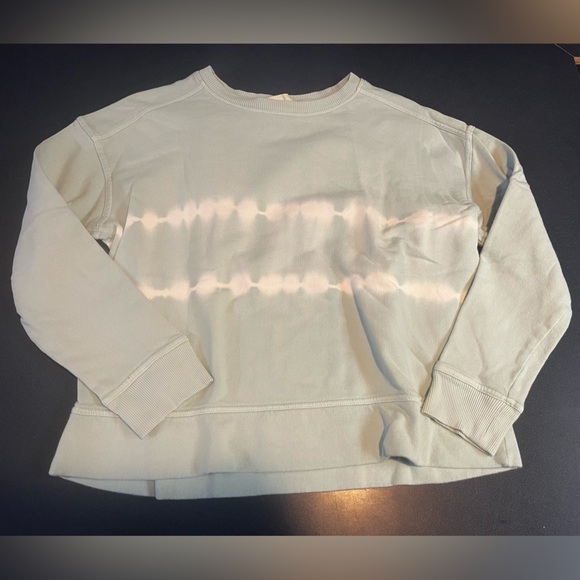 Sweatshirt - Picture 1 of 2